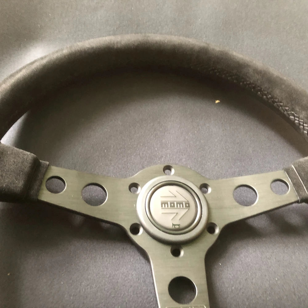 Volante Esportivo Momo Wheel