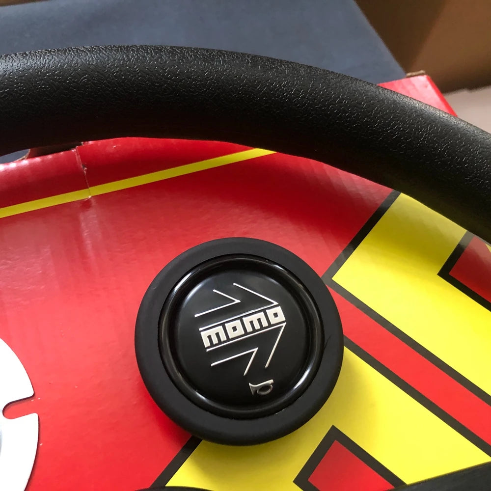 Volante Esportivo Momo Rocket