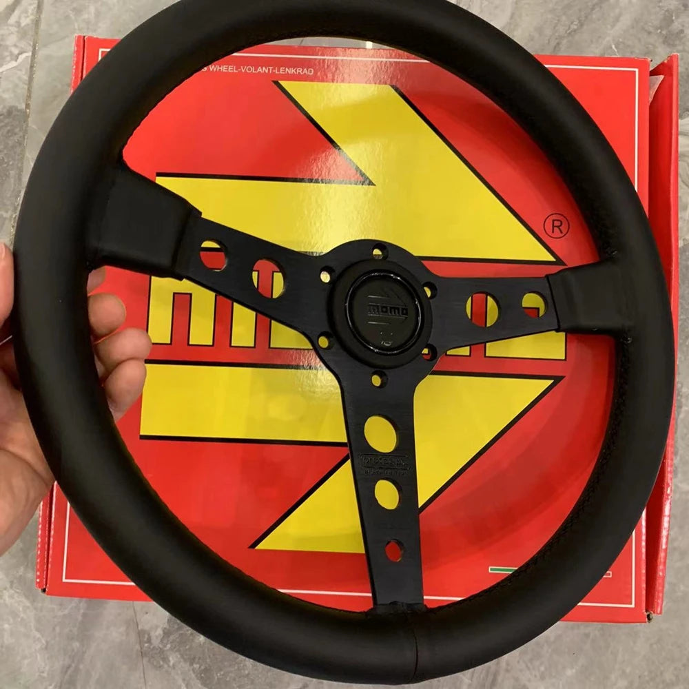Volante Esportivo Momo Black Edition